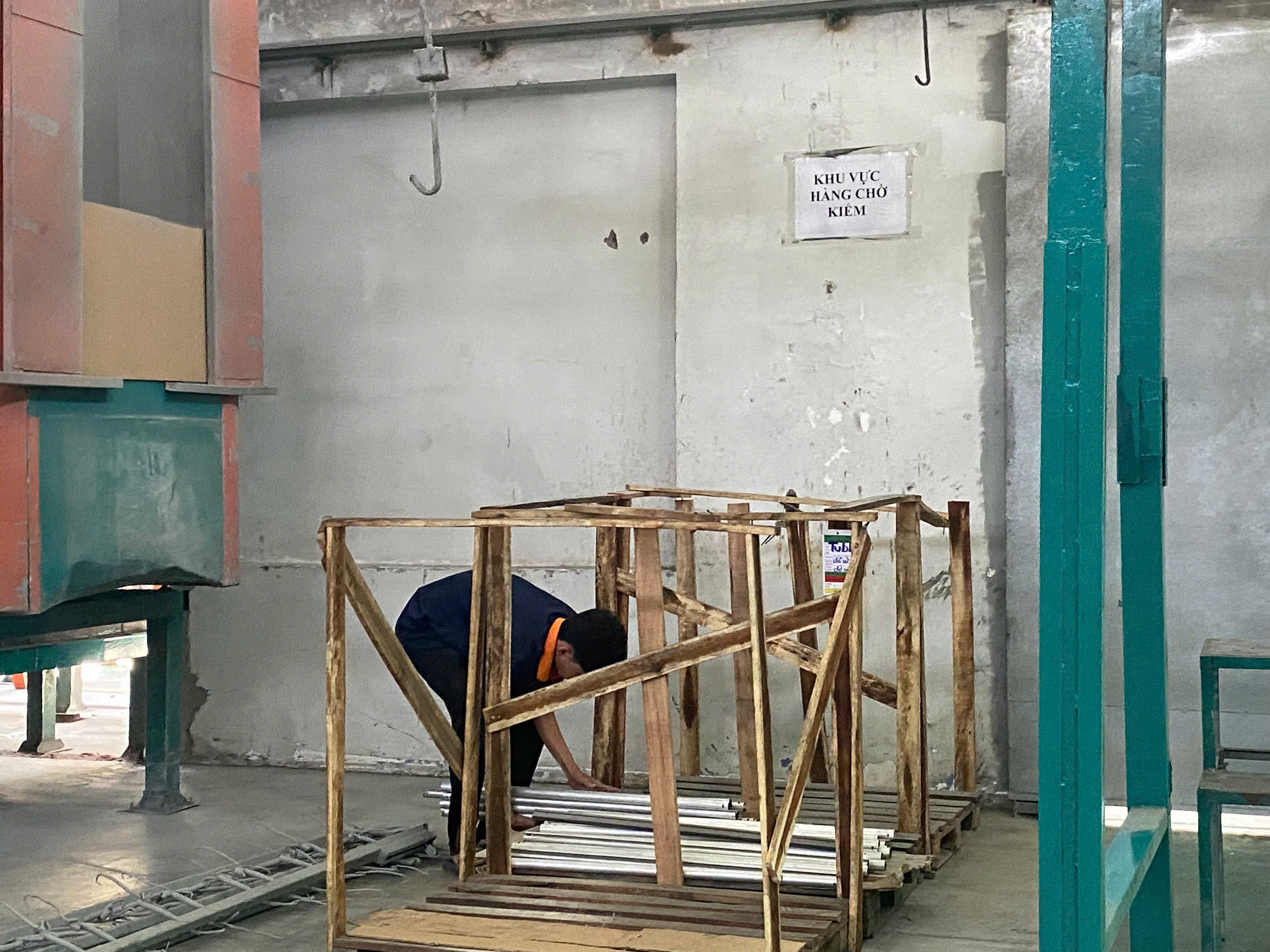 Inspection waiting area.jpg